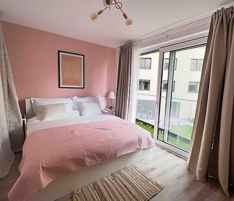 B104 - Liberty Bridge Lovely With Free Parking Apartament *